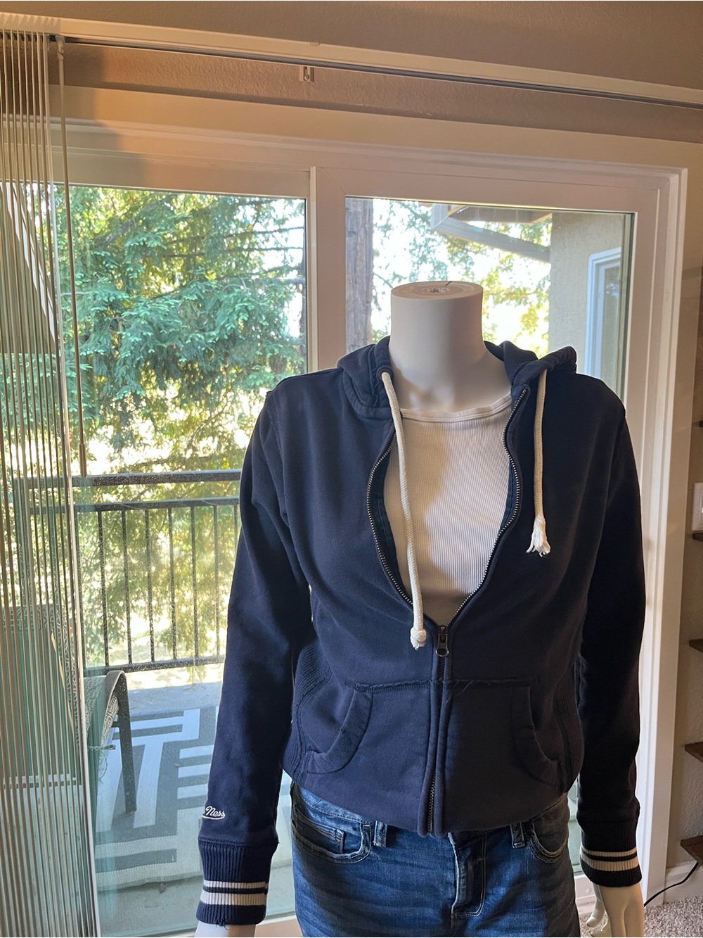 Authentic Mitchell & Ness Women’s Navy Blue Full-Zip Hoodie Jacket Size M